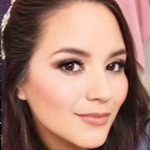 Meet your Posher, Lina